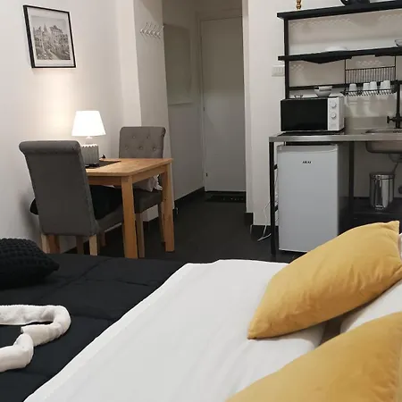 Little Appartaments 招待所 罗马